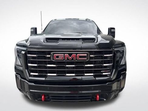 Used 2024 GMC Sierra 2500 AT4X AWD/4WD image 6