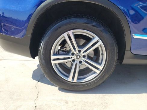 Used 2021 Mercedes-Benz GLC 300 4MATIC image 15