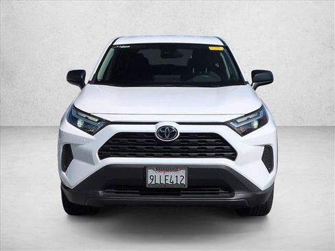 Used 2024 Toyota RAV4 LE AWD/4WD image 2