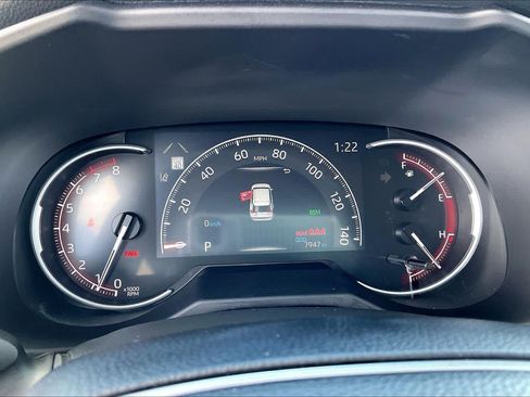 Used 2024 Toyota RAV4 XLE Premium FWD image 26