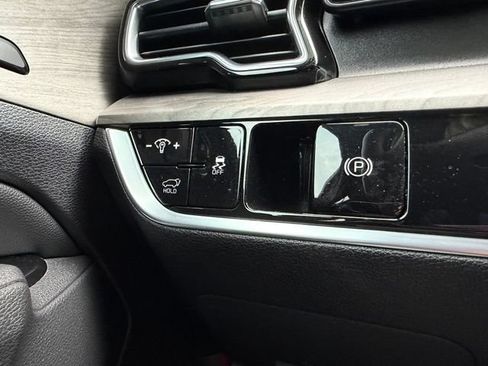 Used 2024 Kia Sportage X-Pro AWD/4WD image 24