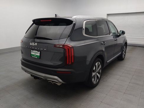 Used 2022 Kia Telluride EX w/ EX Premium Package FWD image 9