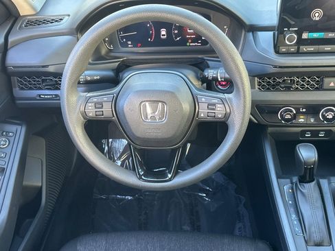 Used 2023 Honda Accord LX image 28