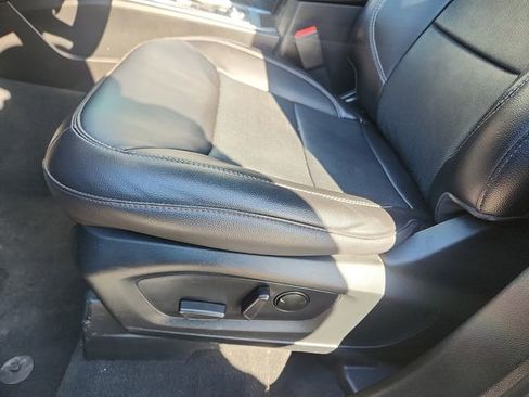 Certified 2023 Ford Explorer Limited image 23