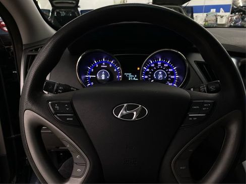Used 2012 Hyundai Sonata GLS FWD image 20