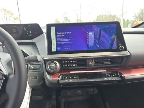 New 2026 Toyota Prius Plug-In Hybrid FWD image 12