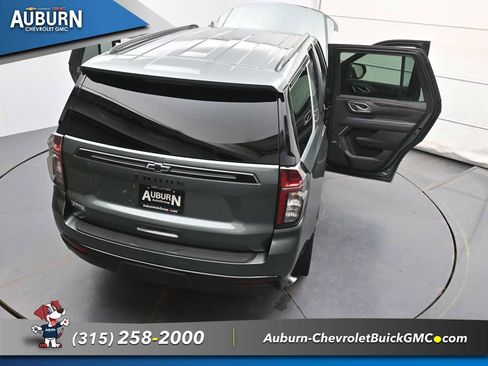 Used 2023 Chevrolet Tahoe Z71 w/ Luxury Package AWD/4WD image 37