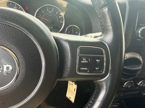Used 2015 Jeep Wrangler Sport w/ Quick Order Package 24S AWD/4WD image 27