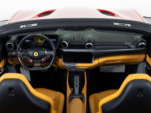 Certified 2020 Ferrari Portofino RWD image 40