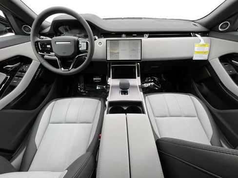 New 2026 Land Rover Range Rover Evoque Dynamic SE AWD/4WD image 13