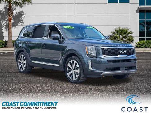 Used 2022 Kia Telluride EX w/ EX Premium Package AWD/4WD image 3