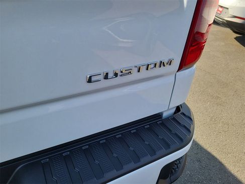 New 2026 Chevrolet Silverado 1500 Custom image 20