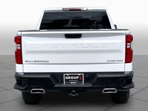 Used 2025 Chevrolet Silverado 1500 Custom Trail Boss AWD/4WD image 5