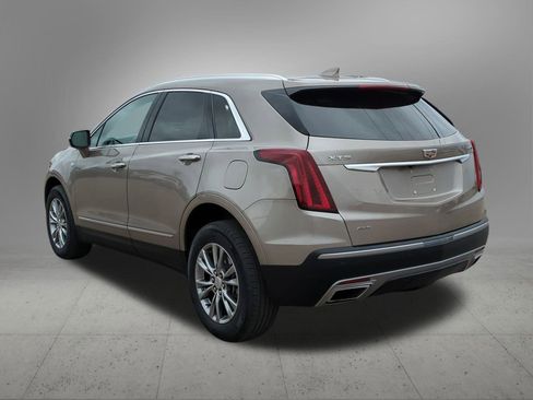 Certified 2023 Cadillac XT5 Premium Luxury image 4