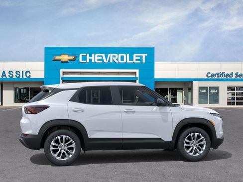 New 2026 Chevrolet TrailBlazer LS image 5