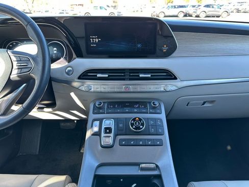 Used 2021 Hyundai Palisade Calligraphy image 16