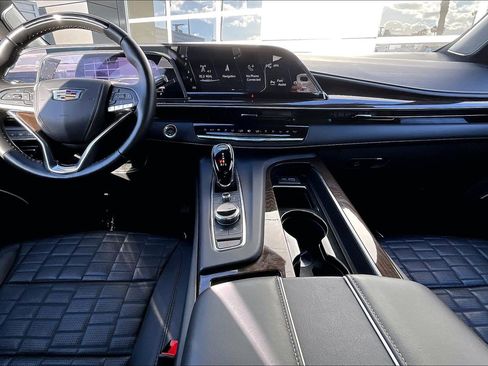 Used 2024 Cadillac Escalade Sport Platinum image 15