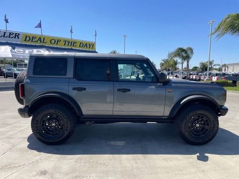 New 2026 Ford Bronco Badlands w/ Sasquatch Package AWD/4WD image 6