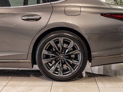 Used 2022 Lexus LS 500 F Sport image 7