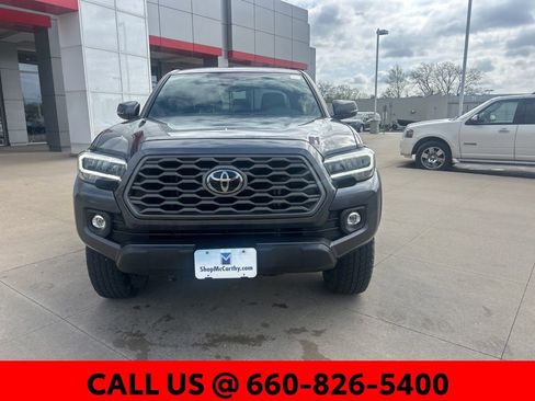 Used 2023 Toyota Tacoma TRD Off-Road image 3