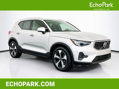 Used 2025 Volvo XC40 B5 Plus