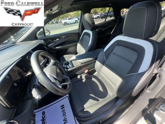 Used 2025 Chevrolet Blazer EV LT AWD/4WD image 24
