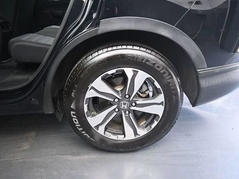 Used 2019 Honda CR-V LX image 14
