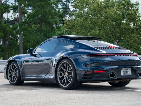 Used 2020 Porsche 911 Carrera RWD image 8