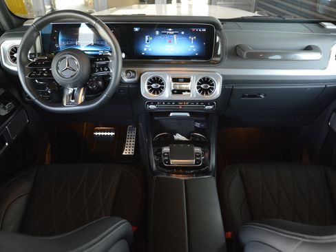 Used 2026 Mercedes-Benz G 63 AMG 4MATIC image 12