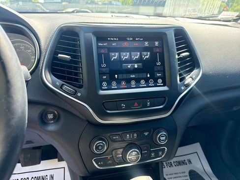 Used 2021 Jeep Cherokee Latitude Lux 80th Anniv w/ Quick Order Package 26U 80TH AWD/4WD image 17