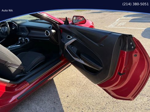 Used 2017 Chevrolet Camaro LT image 39