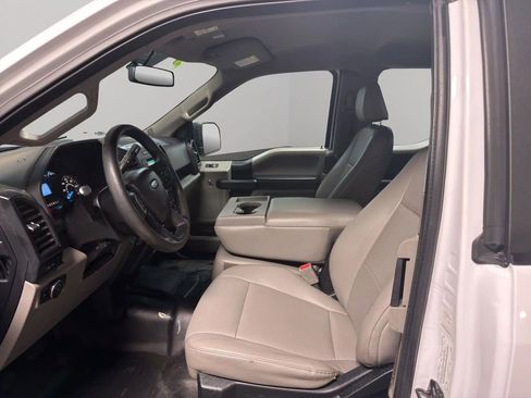 Used 2016 Ford F150 XL w/ Heavy-Duty Payload Package image 11