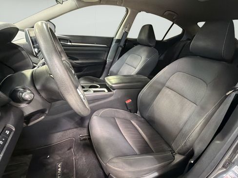 Used 2021 Nissan Altima 2.5 SV FWD image 9