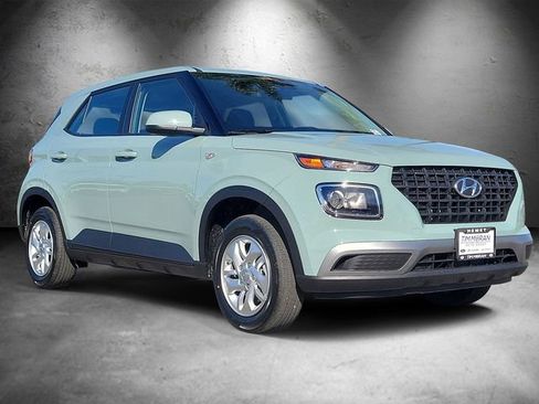 New 2026 Hyundai Venue SE image 24