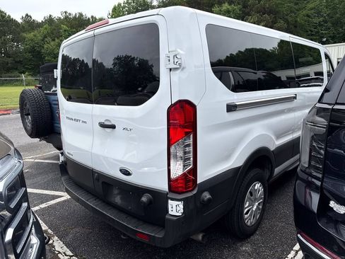 Used 2024 Ford Transit 350 XLT RWD image 17