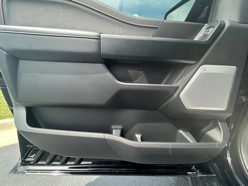 Used 2025 Ford F150 Raptor AWD/4WD image 24