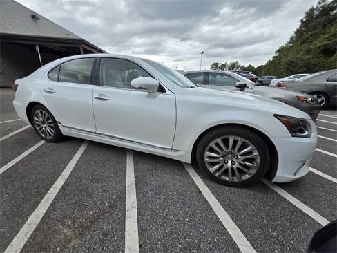 Used 2014 Lexus LS 460 image 1