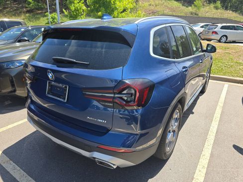 Used 2024 BMW X3 xDrive30i w/ Premium Package AWD/4WD image 2