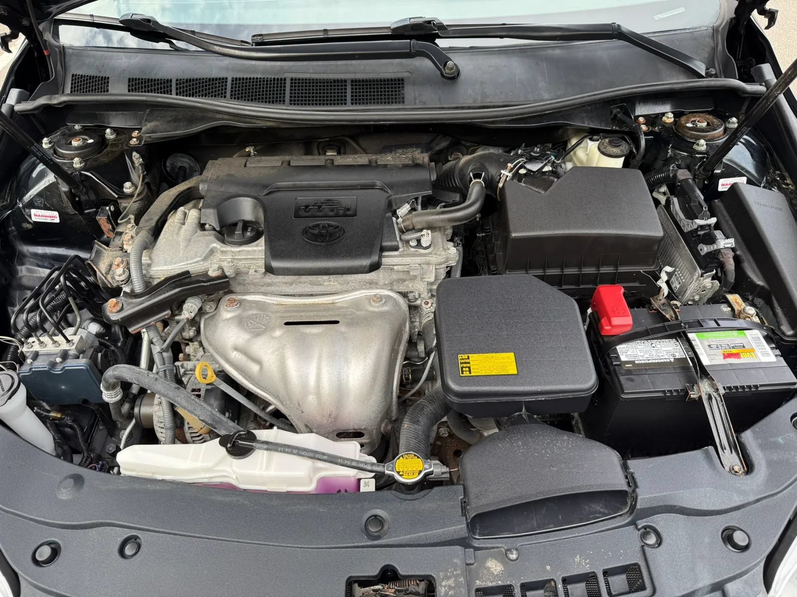 Used 2015 Toyota Camry LE FWD image 13