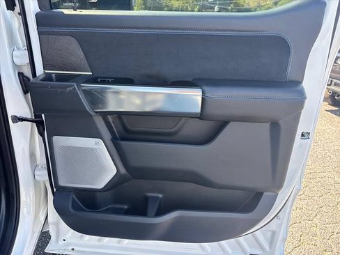 Used 2025 Ford F250 Platinum AWD/4WD image 16