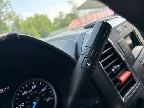 Used 2017 Ford F250 XLT w/ Snow Plow Prep Package AWD/4WD image 23