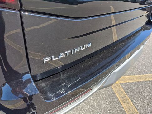 Certified 2025 Ford Expedition Platinum image 13