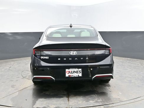 Used 2025 Hyundai Sonata SEL FWD image 7