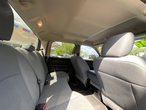 Used 2018 RAM 2500 Tradesman w/ Chrome Appearance Group AWD/4WD image 6
