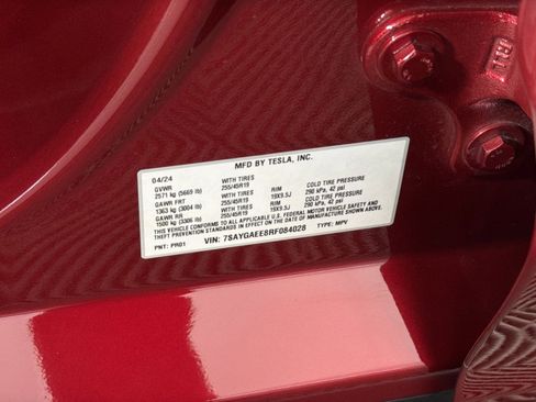 Used 2024 Tesla Model Y Long Range image 30