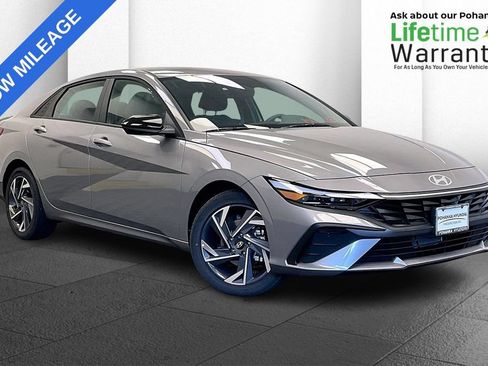 Certified 2025 Hyundai Elantra Sport FWD image 1