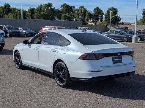 Certified 2025 Honda Accord SE image 7