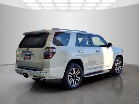 Used 2022 Toyota 4Runner Limited RWD image 5