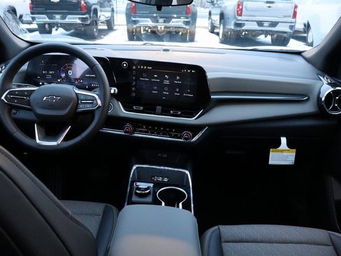 New 2026 Chevrolet Equinox LT w/ Convenience Package II image 17