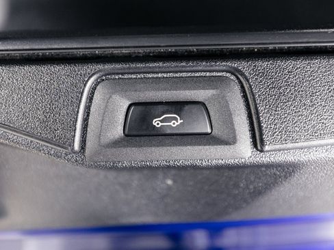 Used 2023 BMW X5 M image 29